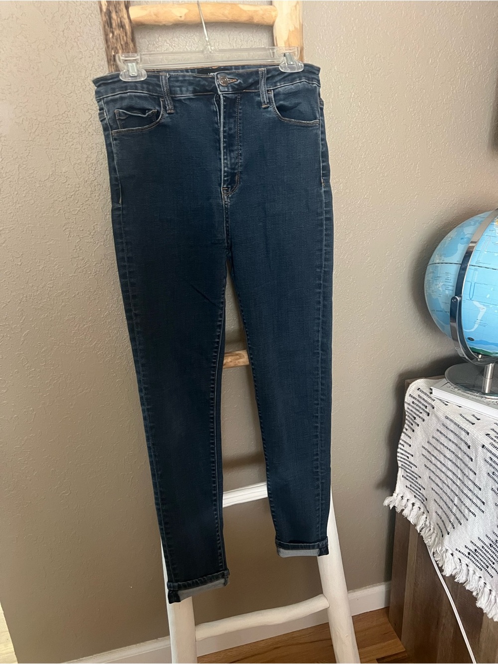 Women’s High-Rise Skinny Jeans in Dark Indigo